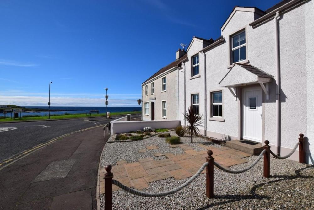 Bayview Hotel Bushmills Exterior photo