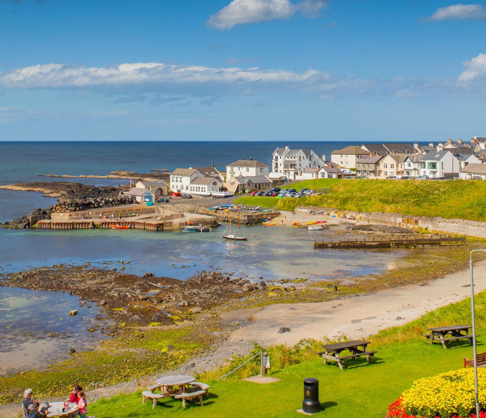 Bayview Hotel Bushmills Exterior photo
