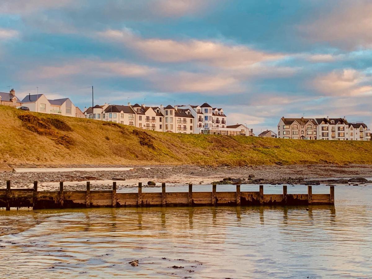Bayview Hotel Bushmills Exterior photo