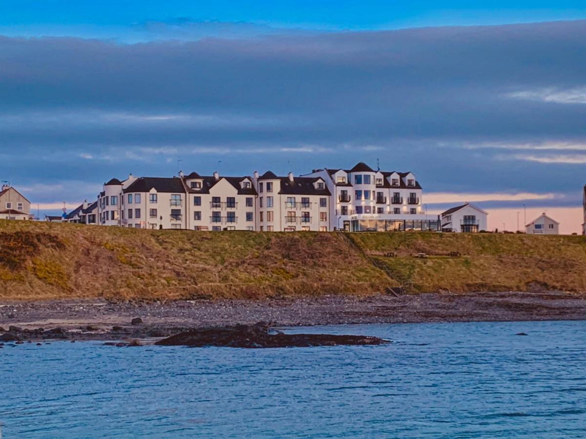 Bayview Hotel Bushmills Exterior photo