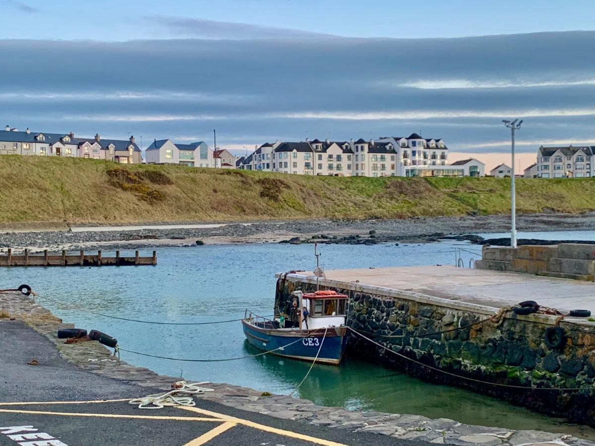Bayview Hotel Bushmills Exterior photo